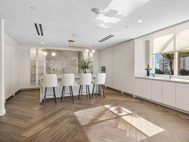 220 SE Mizner Blvd #604 — Photo 40