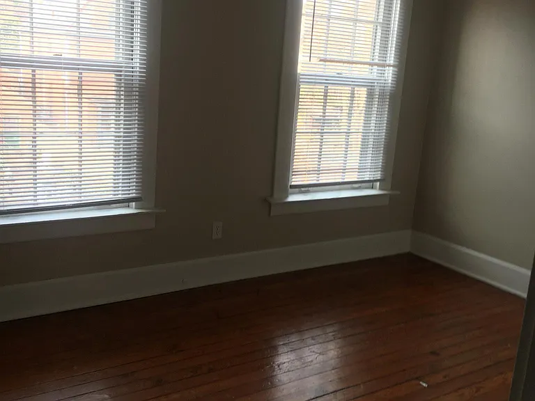 623 S Lazelle St — Photo 7