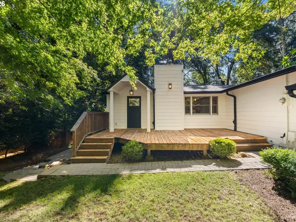 4596 Lamont Way, Lake Oswego, OR 97035
