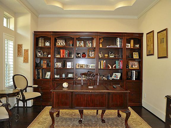 4th image of 6123 N Tamarino Park Ln