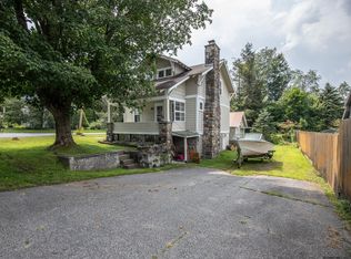 17 Laflure Ln, Chestertown, NY 12817