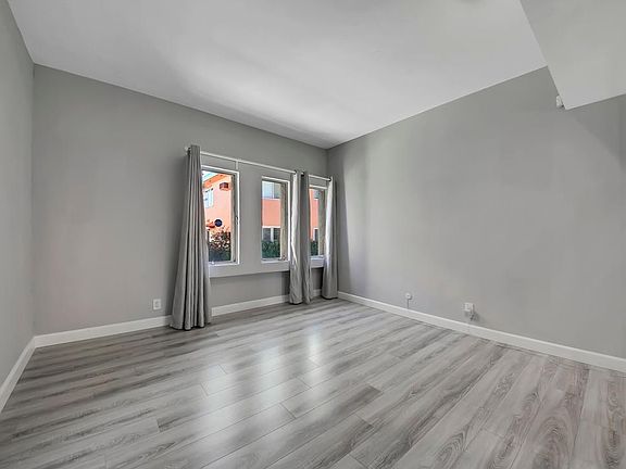 5th image of 960 San Pasqual St APT 103
