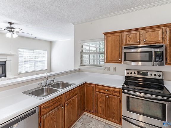 5th image of 116 Bridletrace Ln