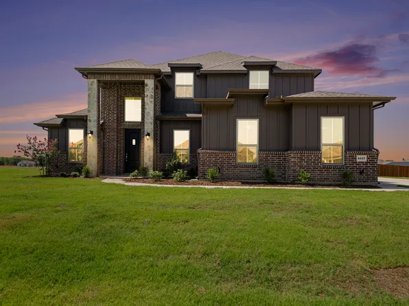 6037 Mango Dr, Sanger, TX 76266