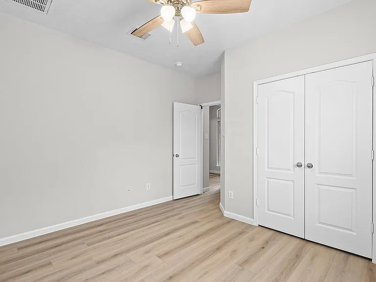 25910 N Lakefair Dr — Photo 26