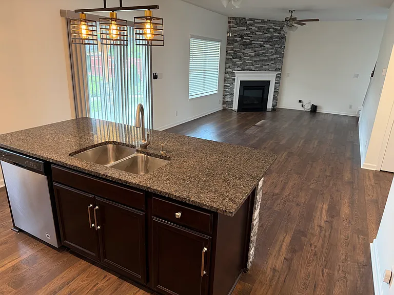 12155 Evergreen Terrace Ln — Photo 40