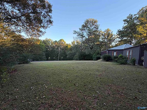 4th image of 136 Blowing Springs Rd