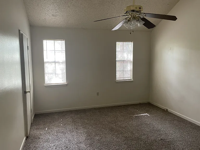 16534 George Oneal Rd #C — Photo 5