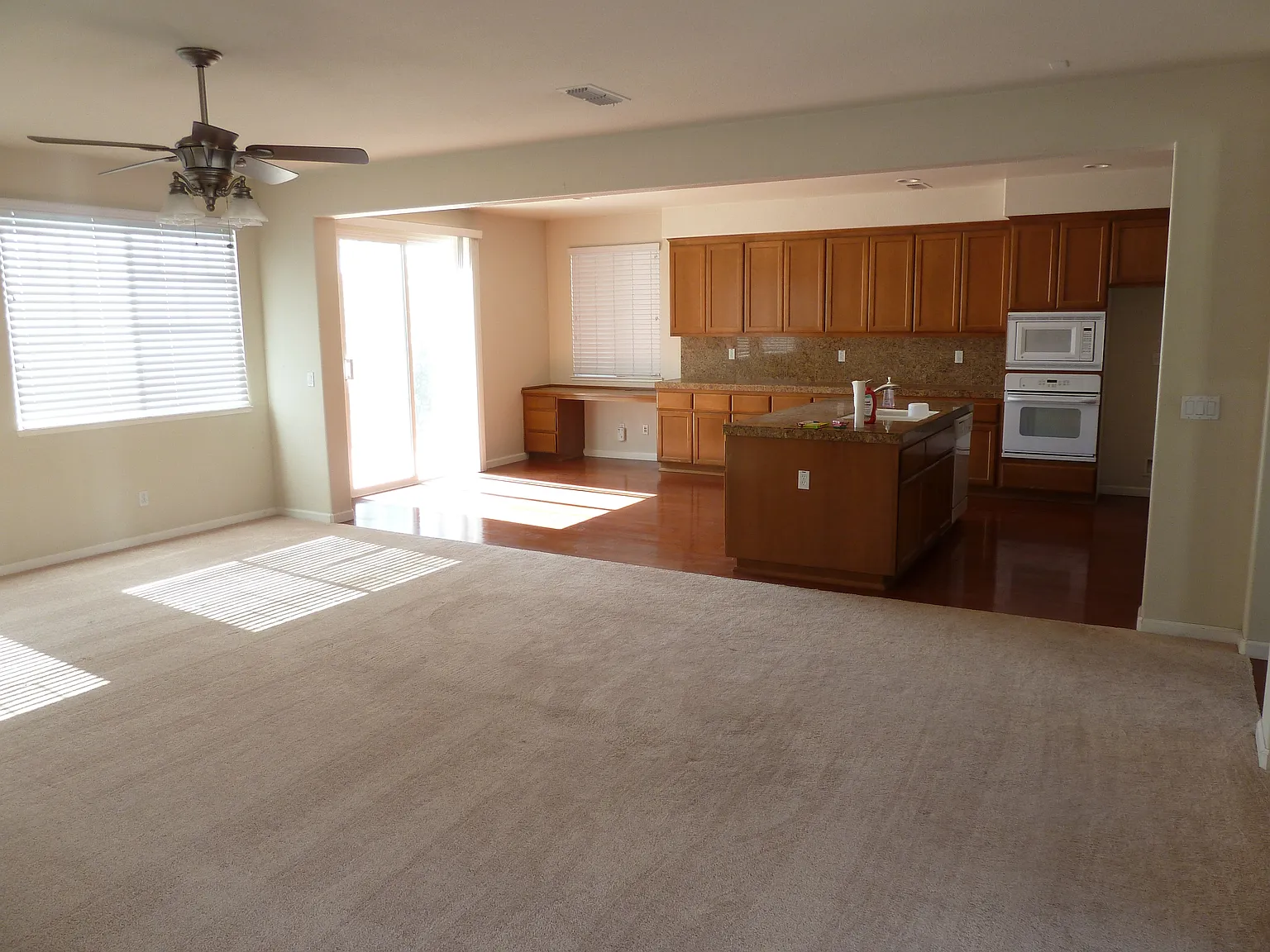 280 Ashlee Ave photo 1