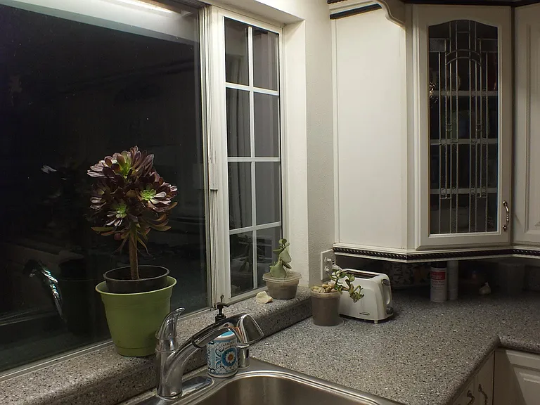 193 Knox Ct — Photo 8
