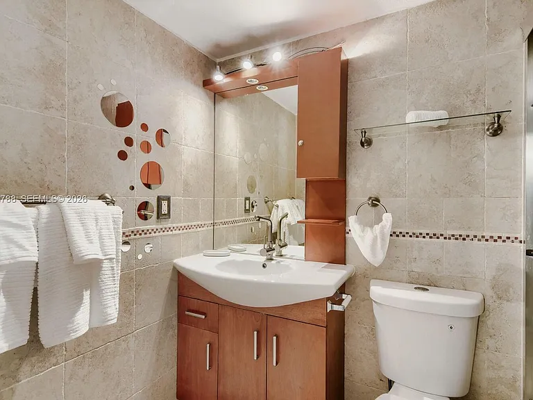 2501 S Ocean Dr #L16 — Photo 9