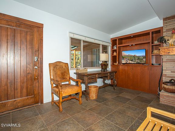 5th image of 495 Color Cove Rd
