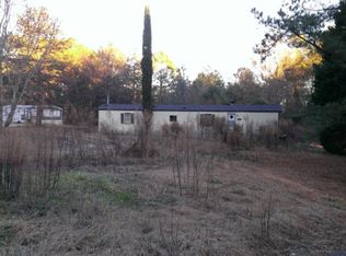 3555 Peach Orchard Rd, Dalzell, SC 29040