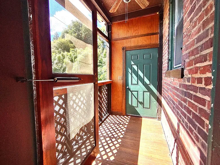 815 Church St — Photo 17