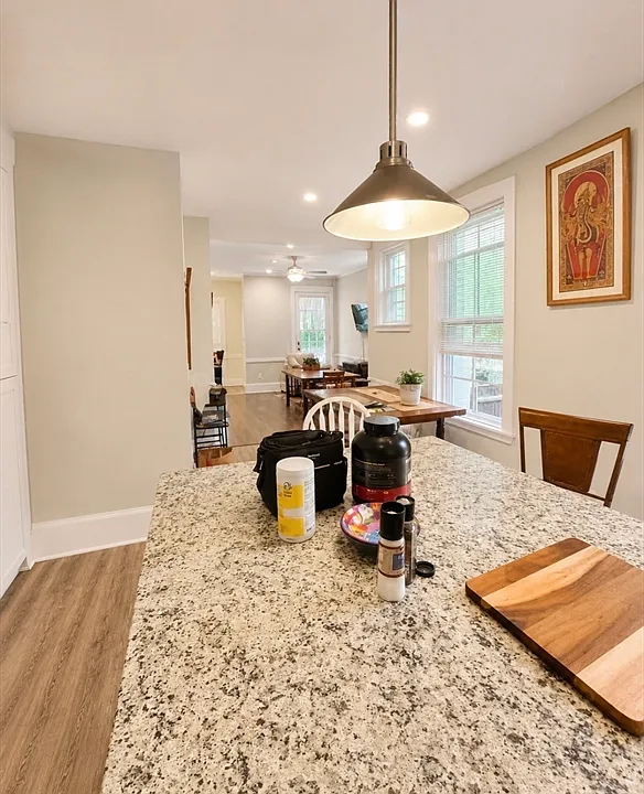 21 Trull St #21