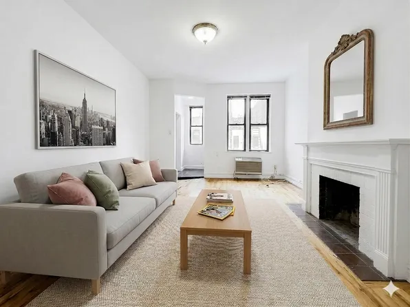428 East 81st Street image 1 of 4