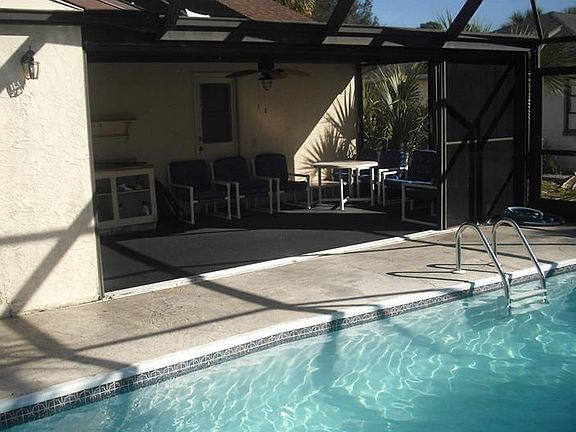 4th image of 2081 Winningway St