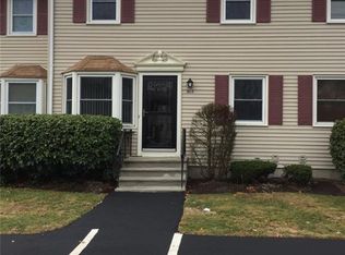 503 Woodhaven Ct, Cranston, RI 02920
