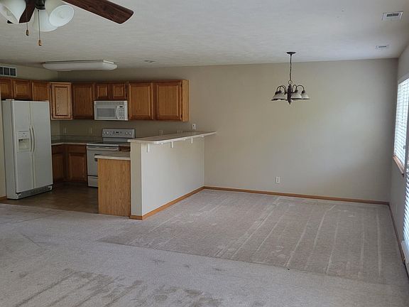 2nd image of 1800 Sawyer St