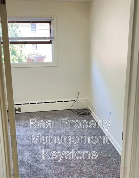 305 Greenlee Rd — Photo 14