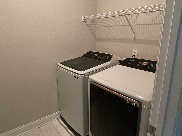 975 Catamaran Ct — Photo 9