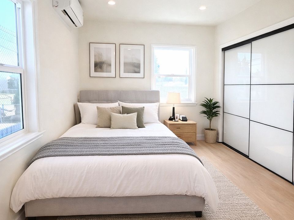 1st image of 7632 Melrose St #1/2