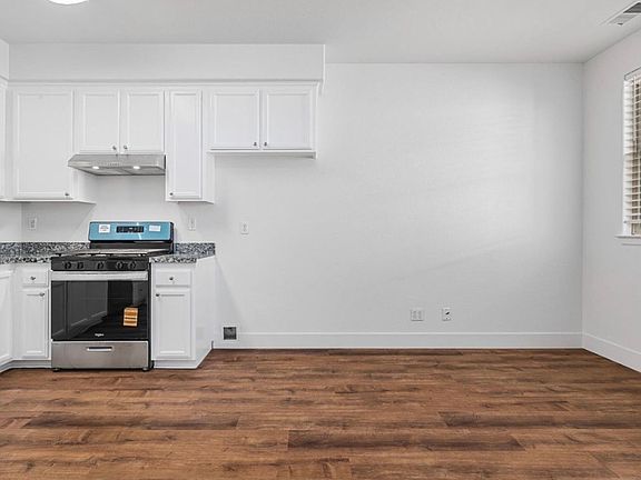 2nd image of 1463 Trombetta St