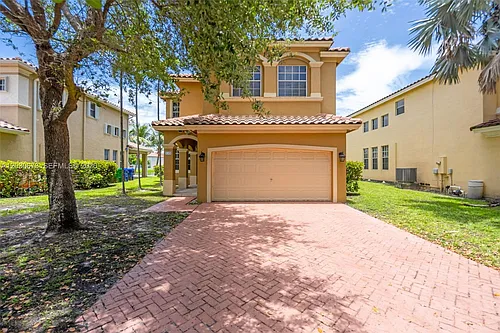 5149 SW 137th Ave Photo 1