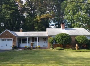 292 Garrett Rd, Mountainside, NJ 07092