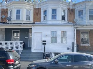 917 Maple Ter, Darby, PA 19023