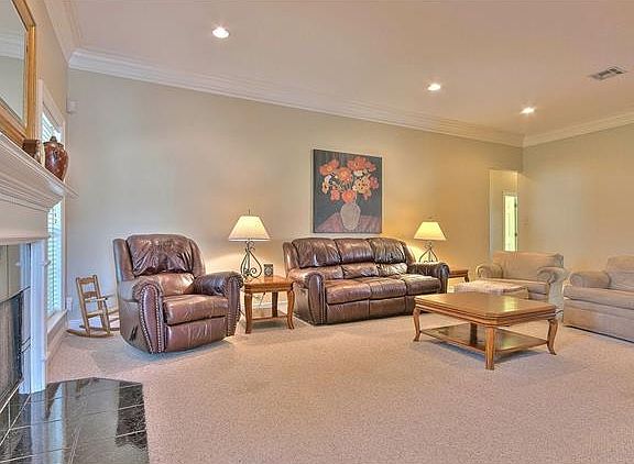 4th image of 1047 Cedre Dr
