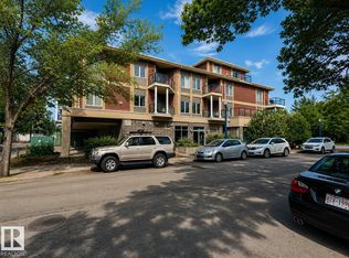 Soho In Cloverdale The, Edmonton, AB T6C 2E3