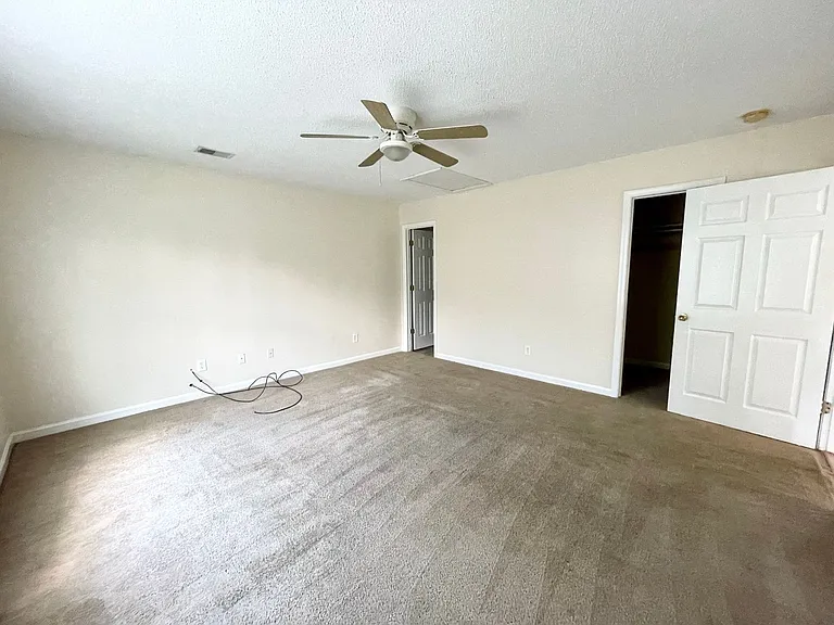 514 Heron Dr — Photo 7