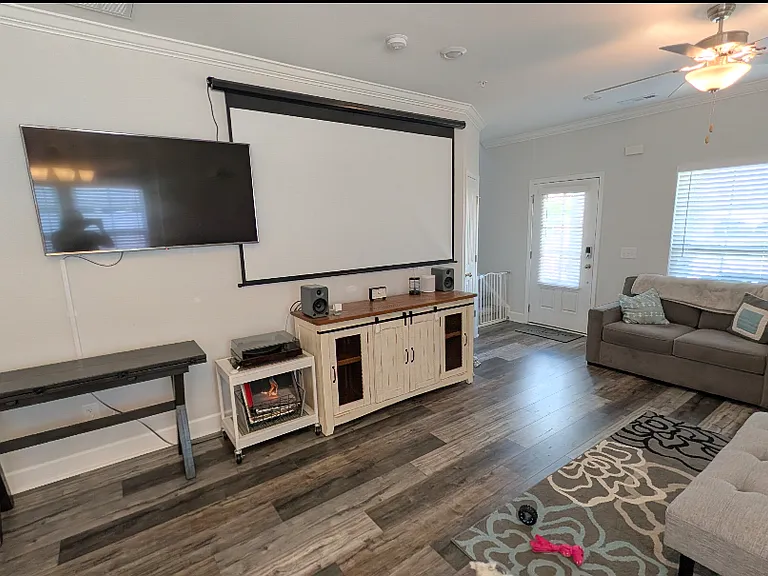 531 Farmstead Ln — Photo 15