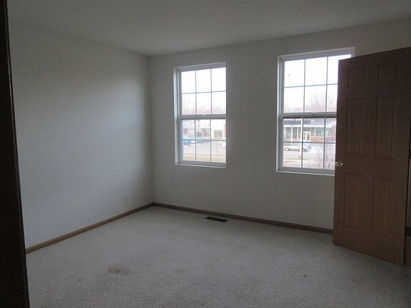 2nd image of 51 S Orchard Dr
