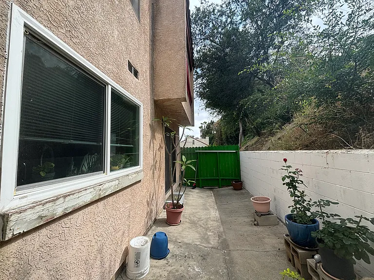 1030 S Garfield Ave — Photo 27