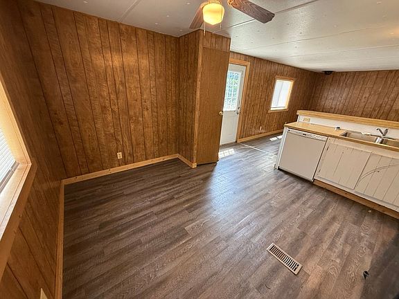 4th image of 116 Shortite Dr