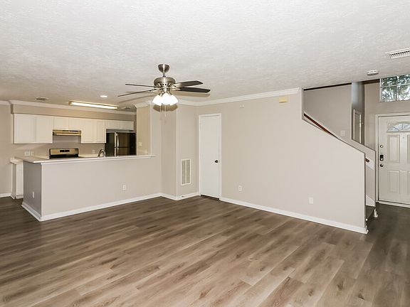 5th image of 8530 Wild Basin Dr