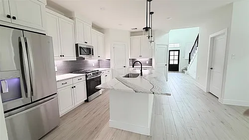 2323 Garden Arbor Ln Photo 1