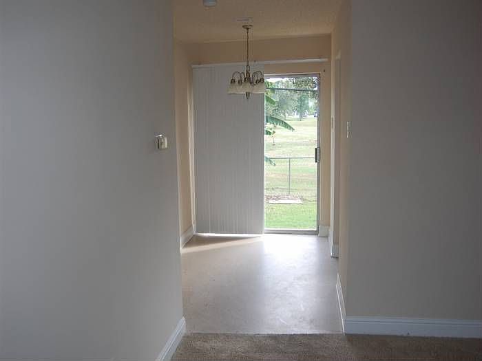 patio door to yard