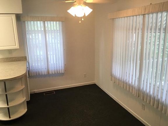 Dinette area in kitchen