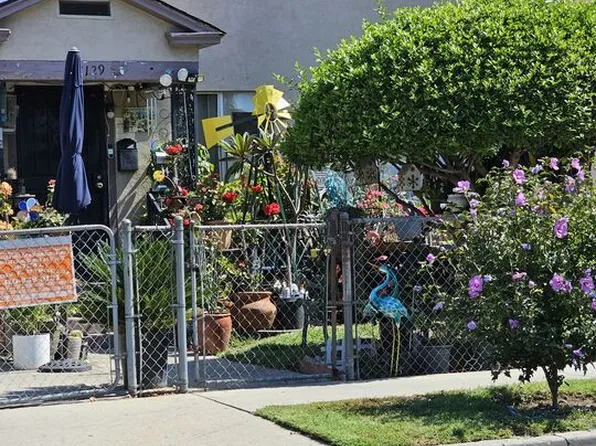 1129 E 71st St, Los Angeles, CA 90001