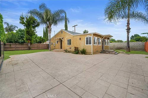 7620 Variel Ave Photo 1