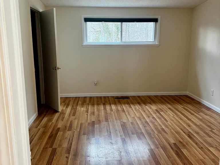 30 Reed Rd — Photo 15