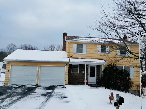 14 David Dr, Johnson City, NY 13790
