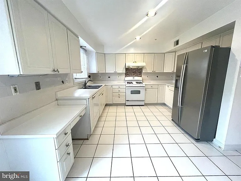 10136 Treble Ct — Photo 5