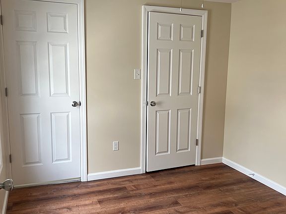 3rd image of 233 E Garfield Ave APT 6