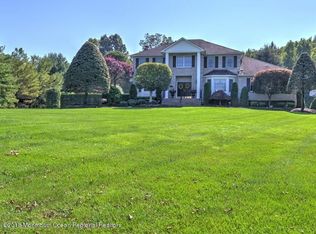 18 Notting Hill Ct, Manalapan, NJ 07726