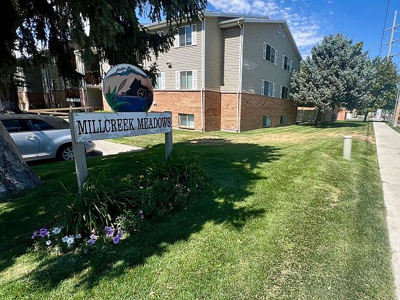 2nd image of 857 E Meadow Pine Ct APT 20