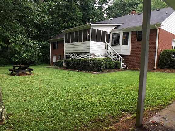 5th image of 2442 Williams Down Cir